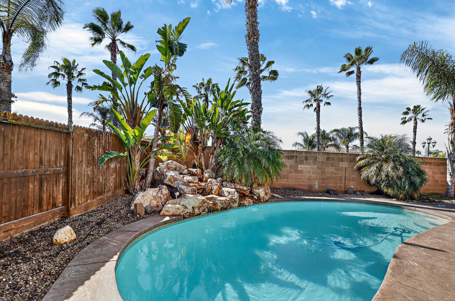 11437 Mirage Dr, Chowchilla, CA 93610