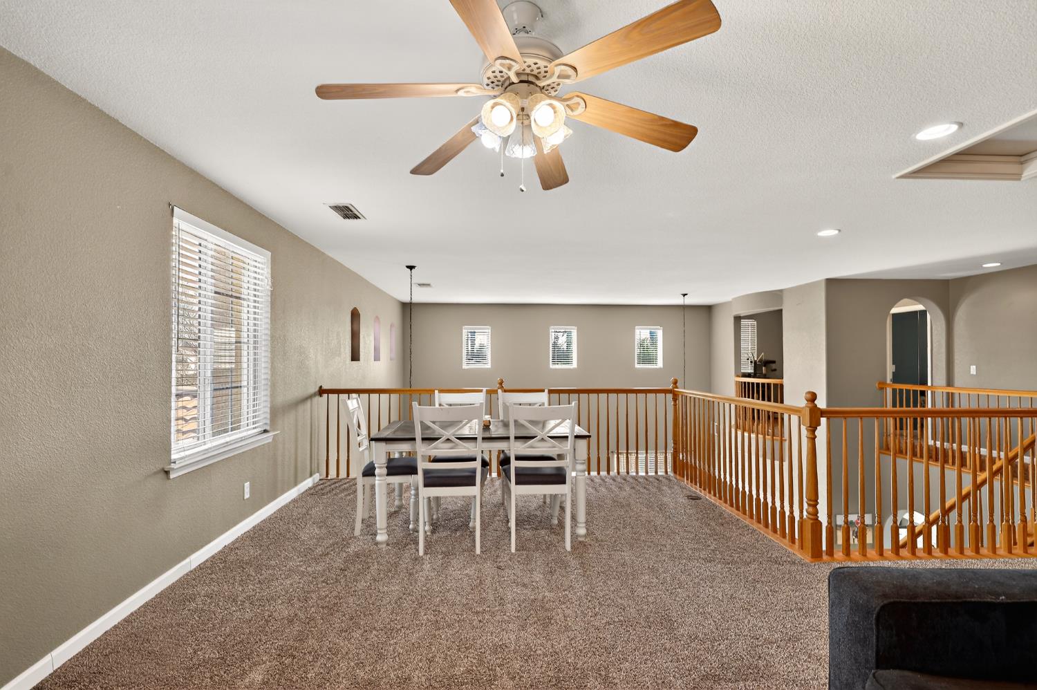 11437 Mirage Dr, Chowchilla, CA 93610