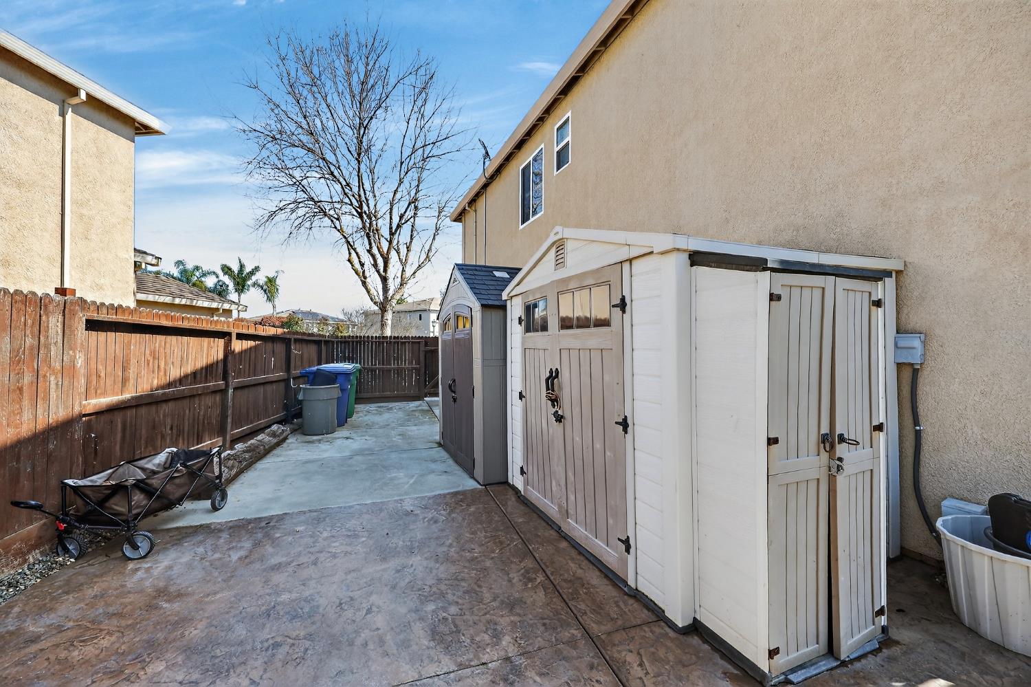 11437 Mirage Dr, Chowchilla, CA 93610