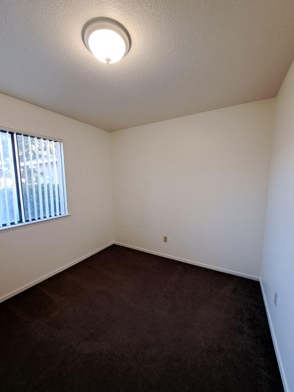 950 W Mckinley Ave, Fresno, CA 93728