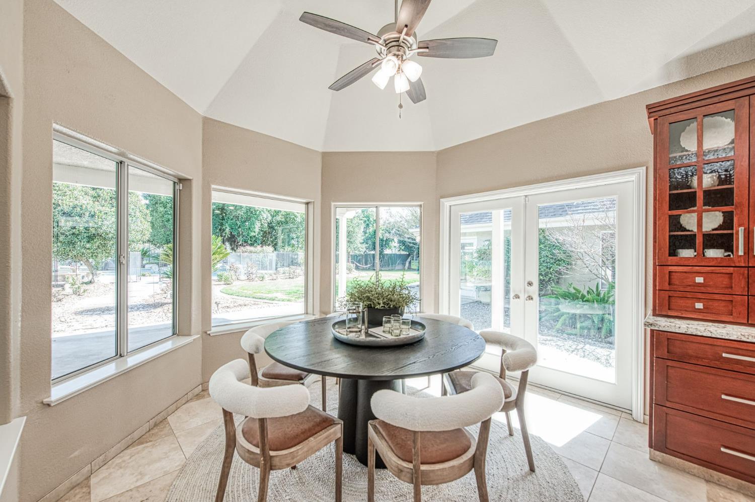 7272 N Traverse Ave, Clovis, CA 93619