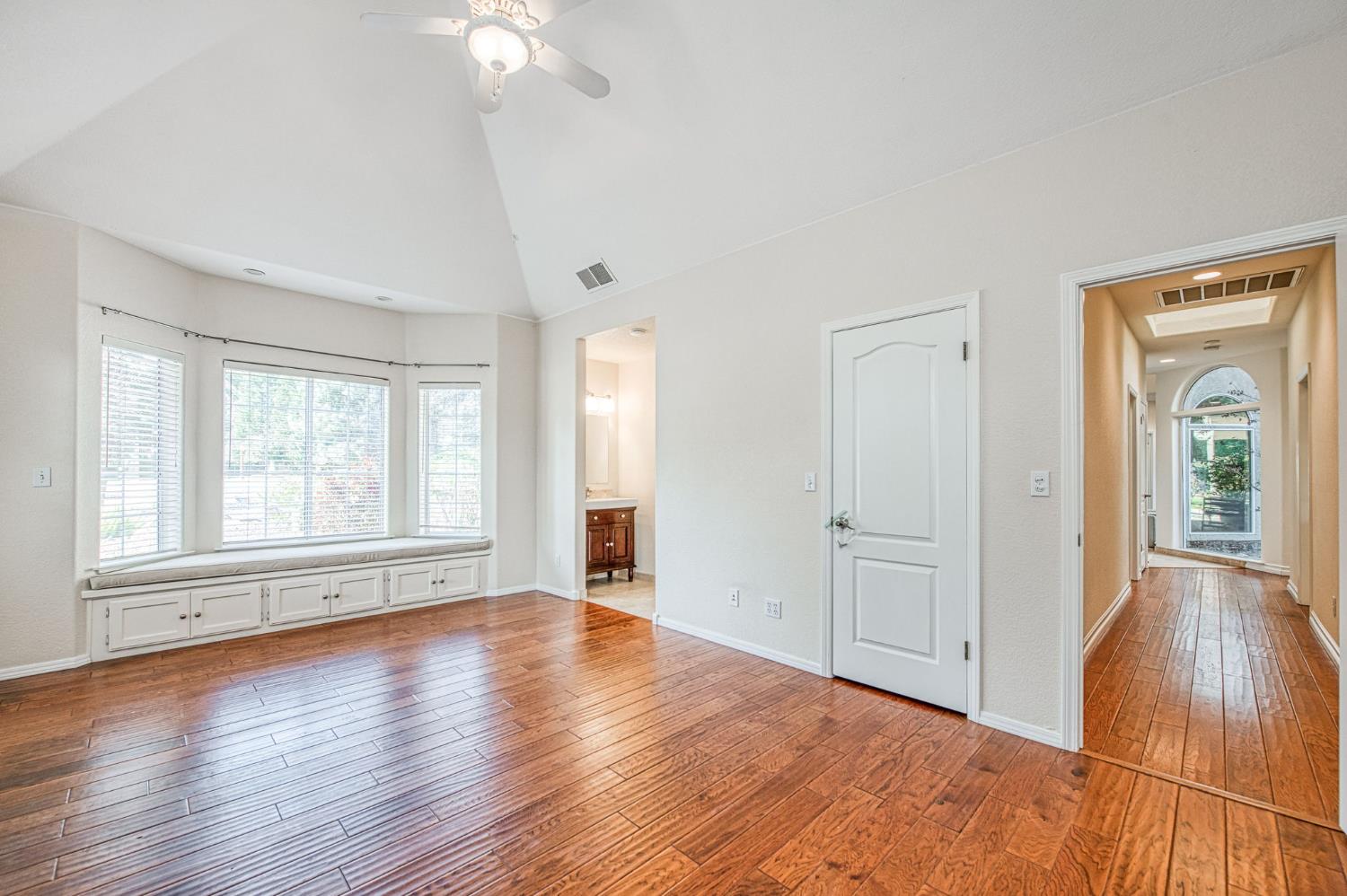 7272 N Traverse Ave, Clovis, CA 93619