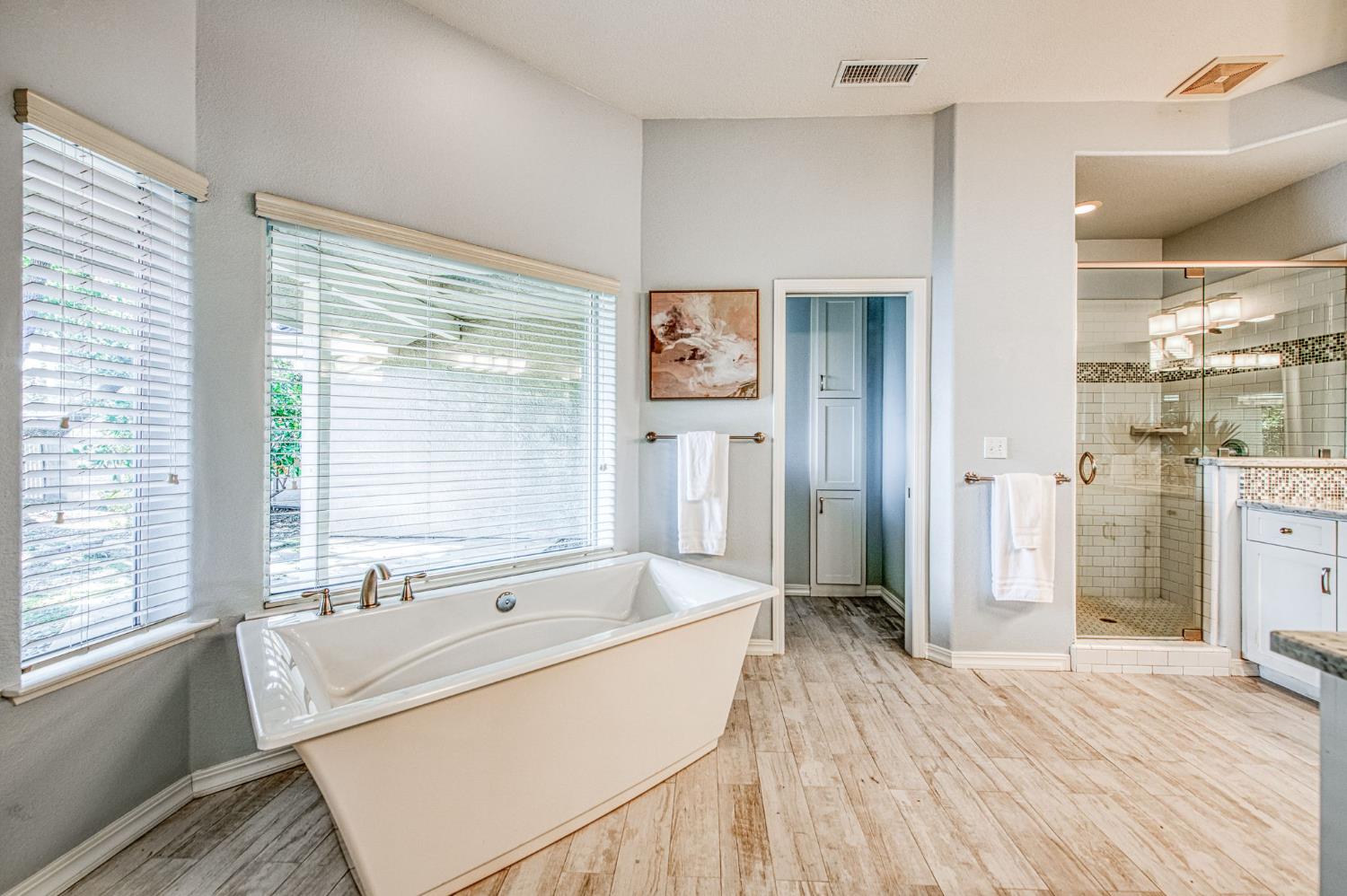 7272 N Traverse Ave, Clovis, CA 93619