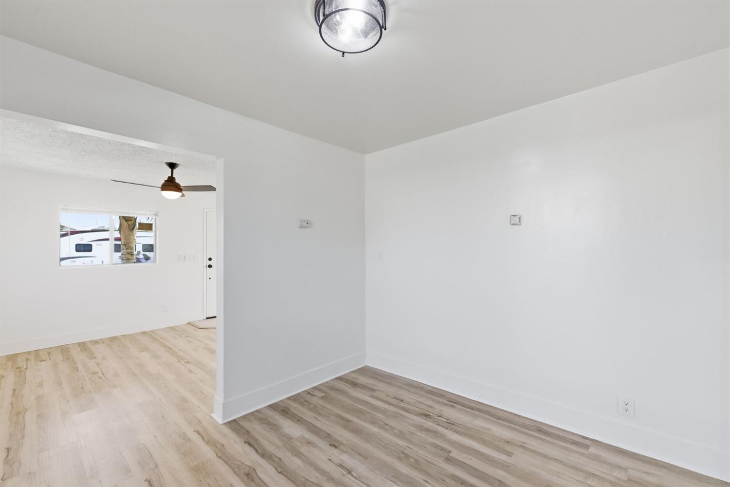 216 Decatur St, Bakersfield, CA 93308