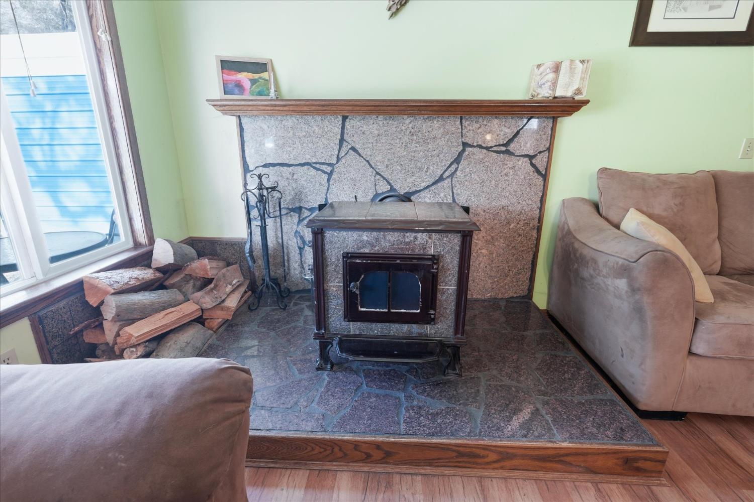 31325 Delaware Rd, Coarsegold, CA 93614