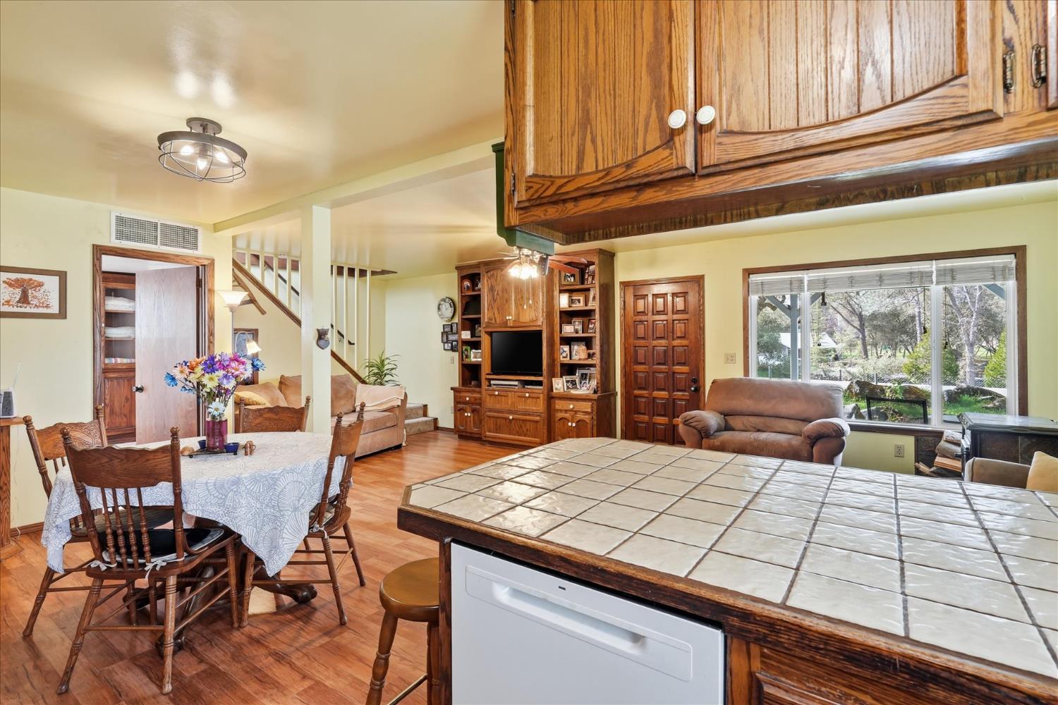 31325 Delaware Rd, Coarsegold, CA 93614