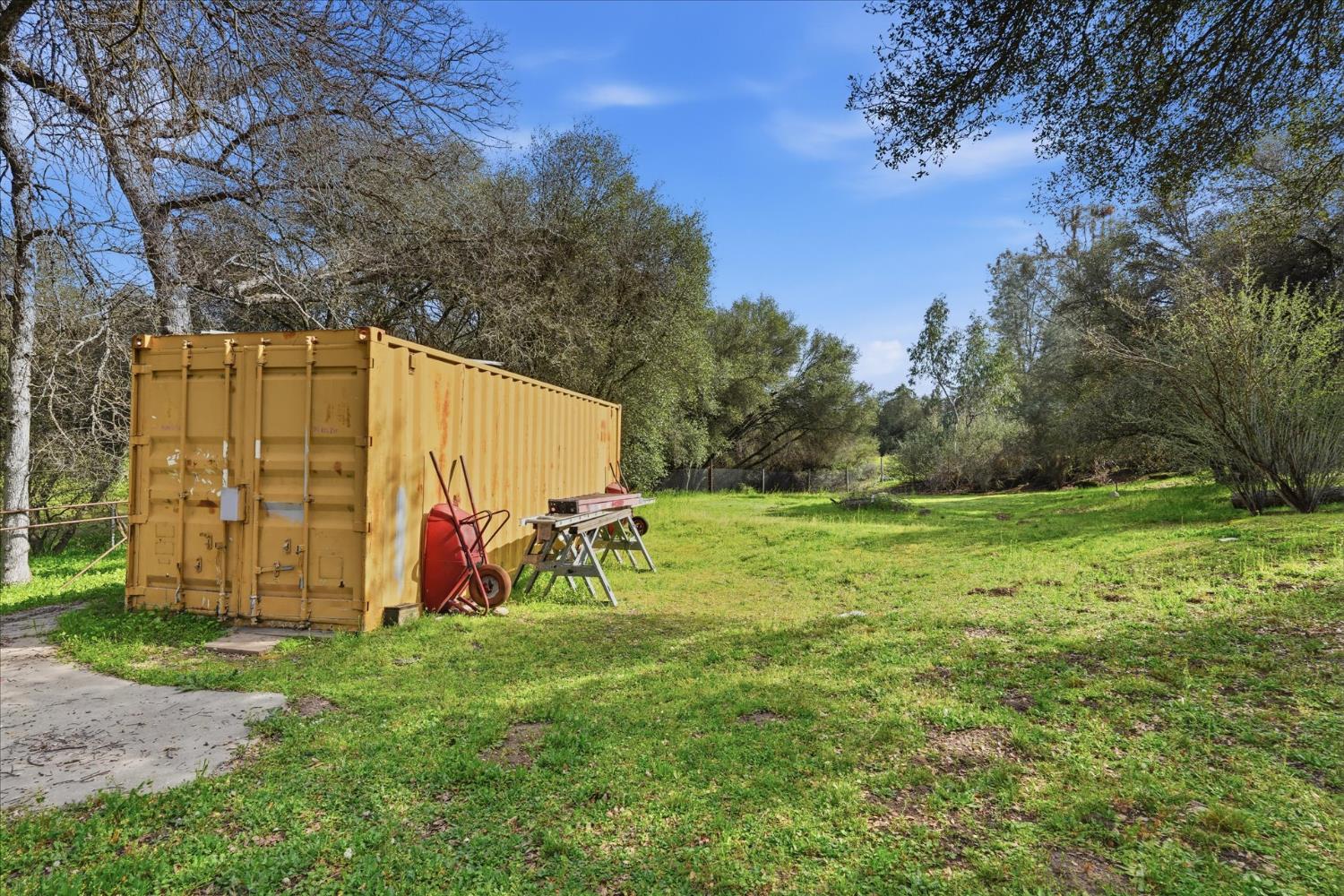 31325 Delaware Rd, Coarsegold, CA 93614