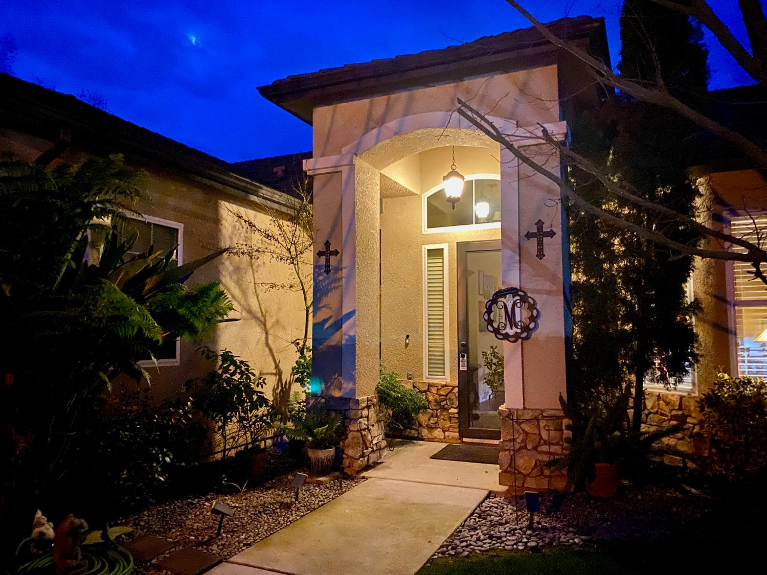 7253 W MORRIS Ave, Fresno, CA 93723