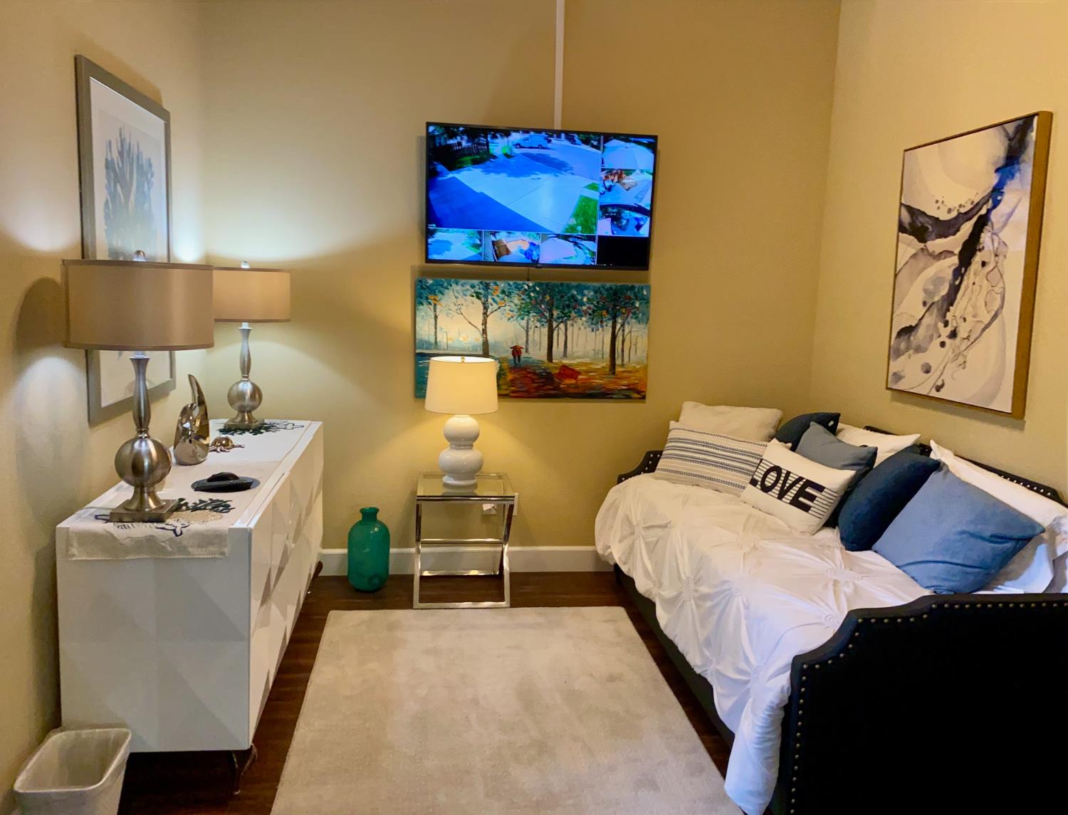 7253 W MORRIS Ave, Fresno, CA 93723