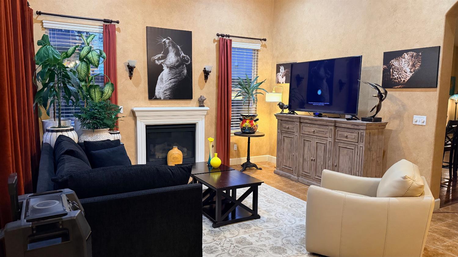 7253 W MORRIS Ave, Fresno, CA 93723