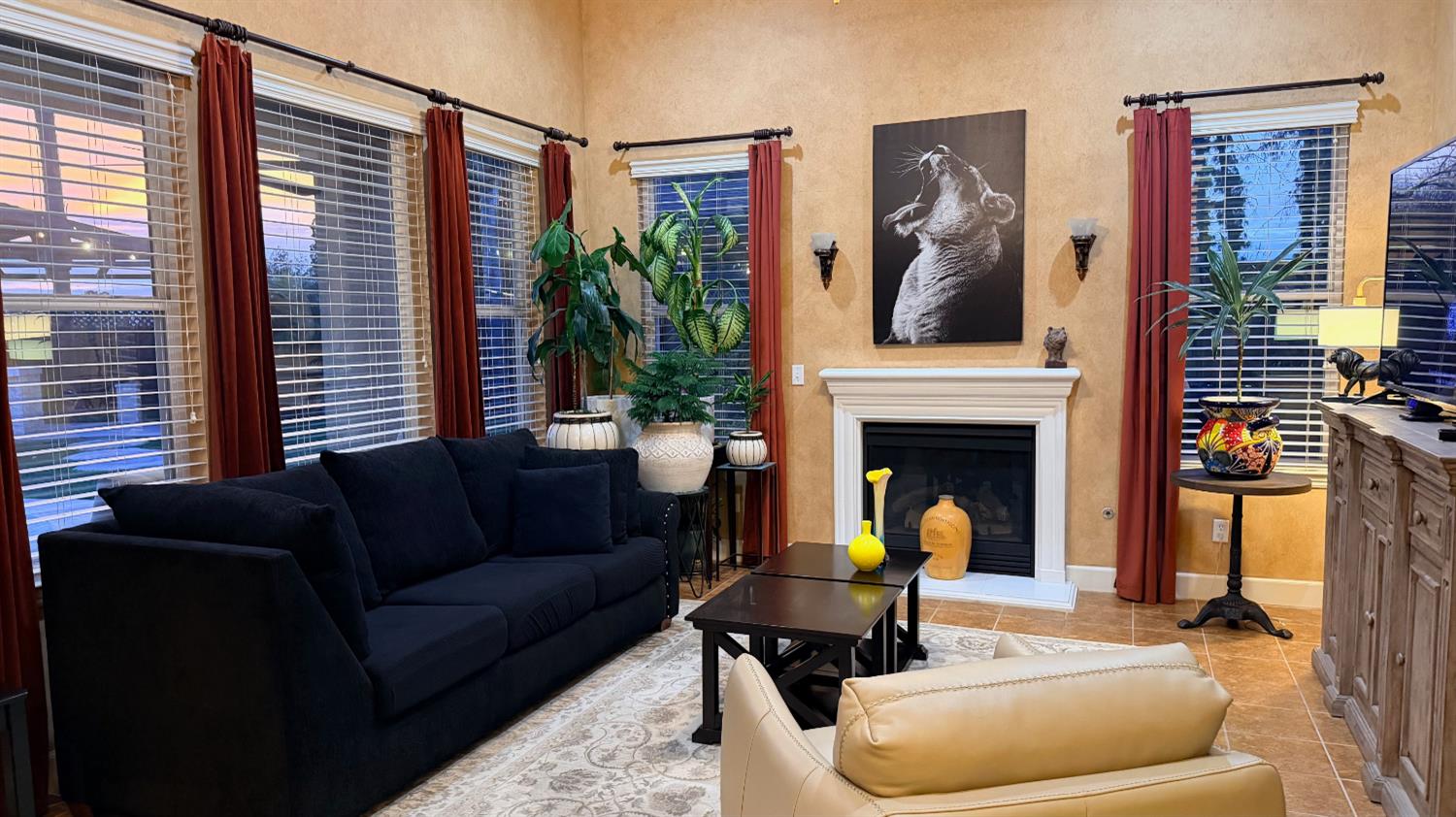 7253 W MORRIS Ave, Fresno, CA 93723