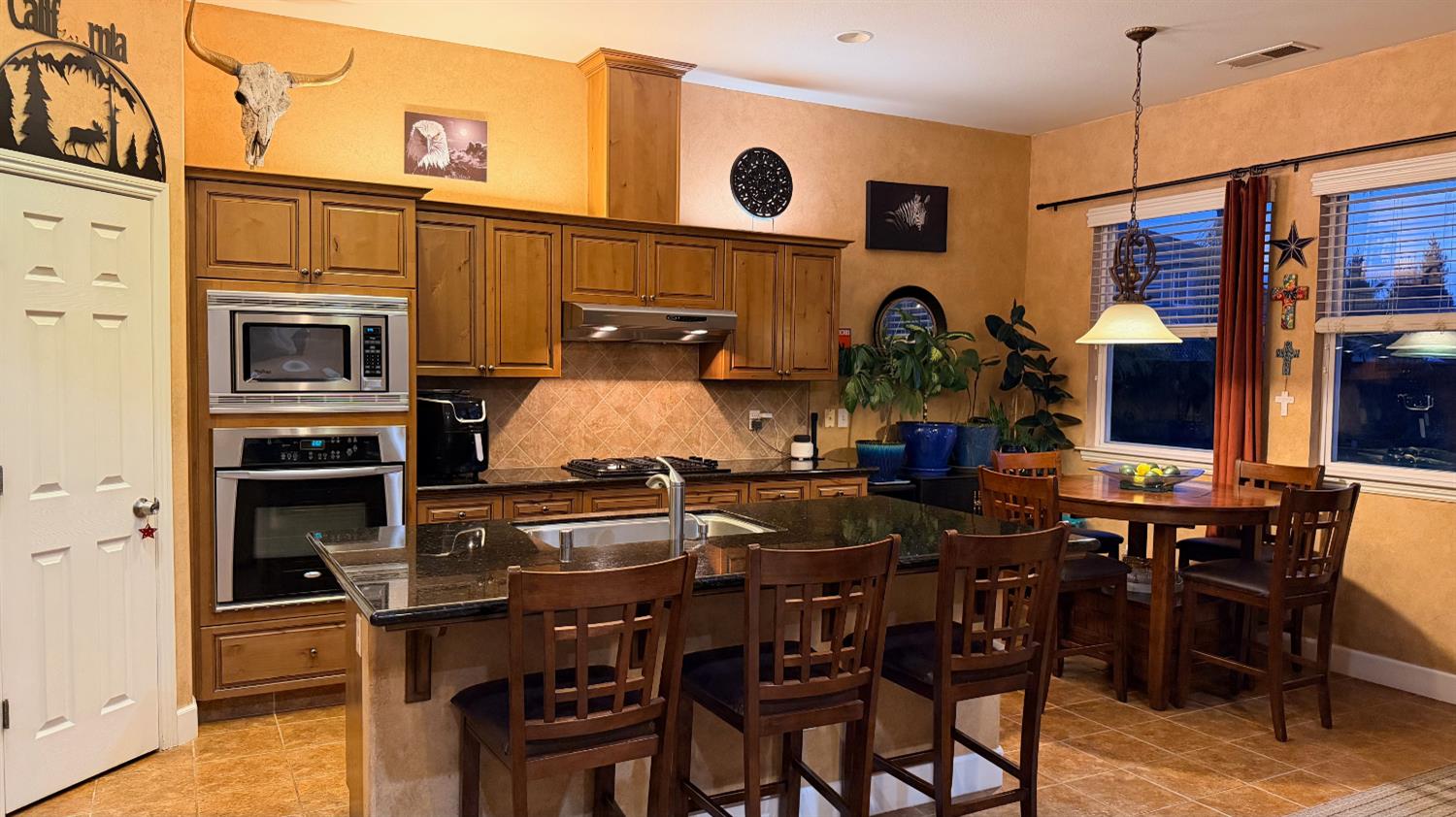 7253 W MORRIS Ave, Fresno, CA 93723