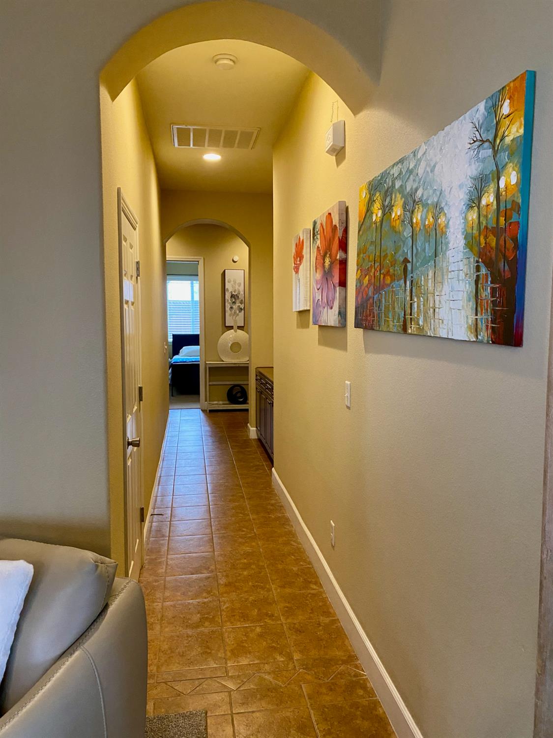 7253 W MORRIS Ave, Fresno, CA 93723