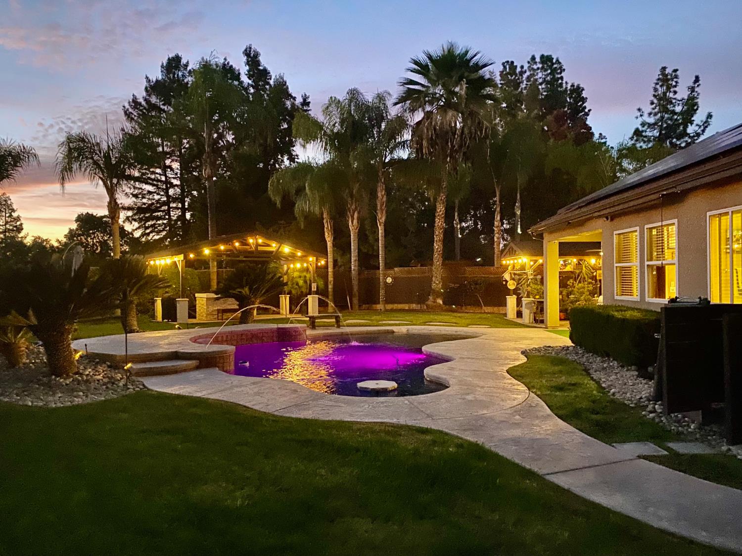 7253 W MORRIS Ave, Fresno, CA 93723