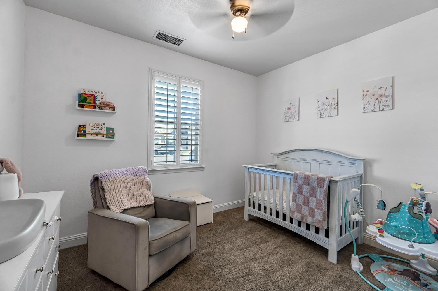 294 Double Tree Ct, Madera, CA 93637