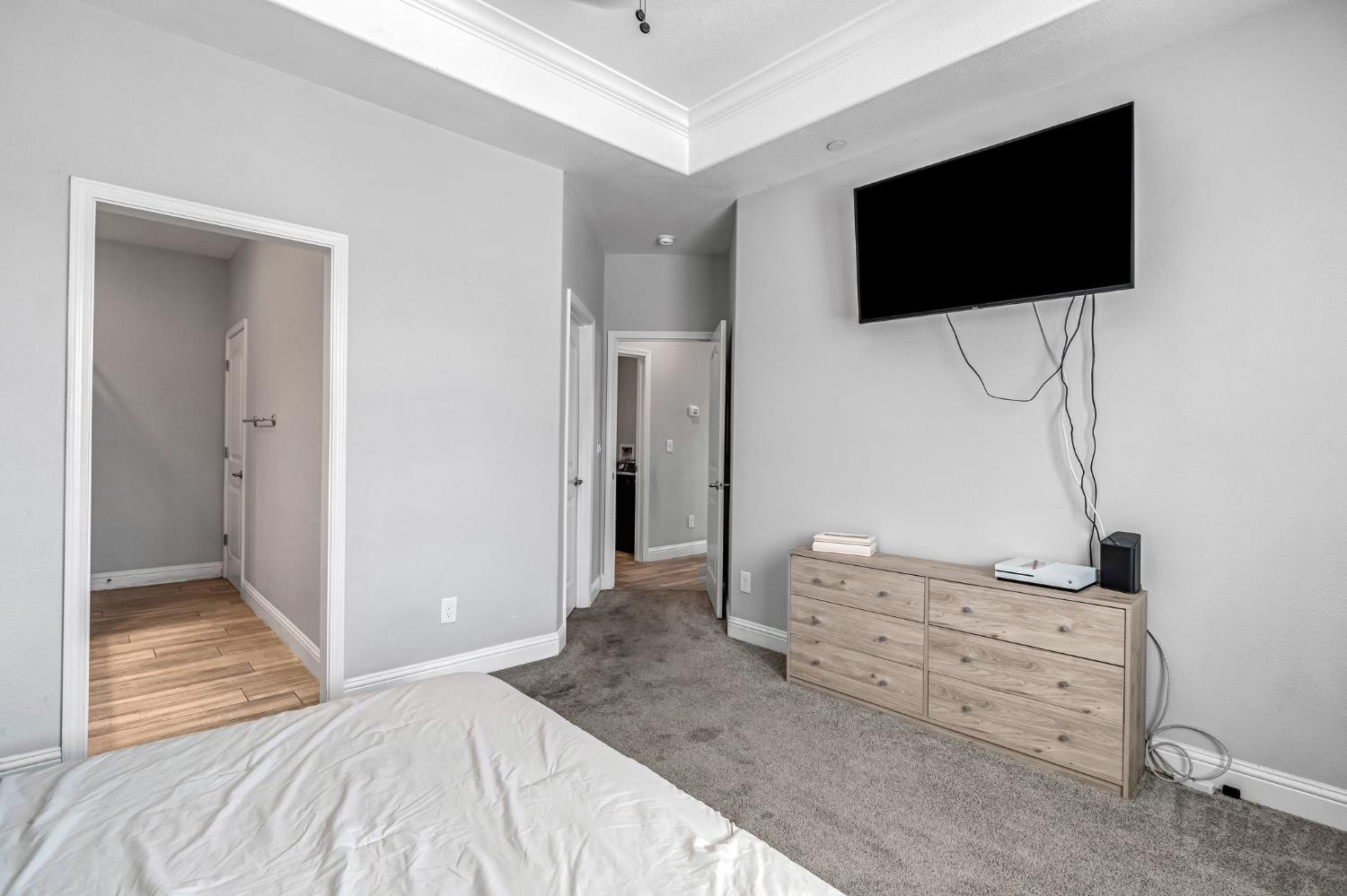 294 Double Tree Ct, Madera, CA 93637