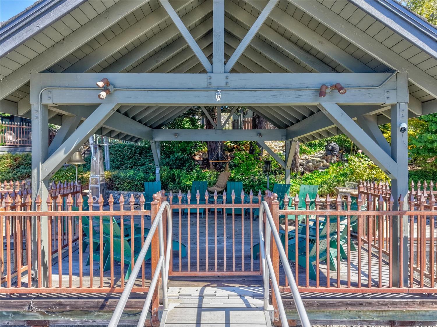 39290 Point, Bass Lake, CA 93604