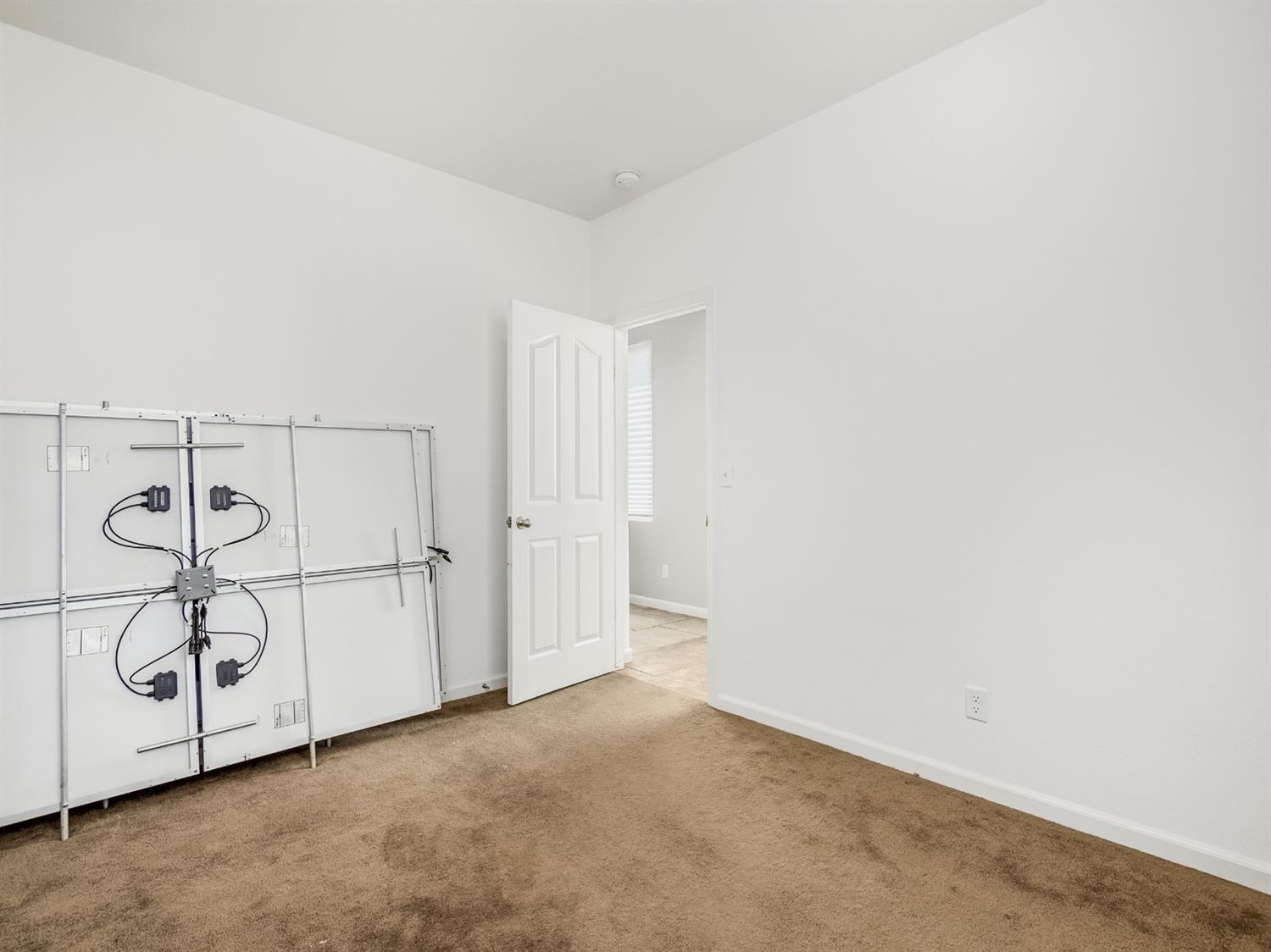 7385 E Garland Ave, Fresno, CA 93737