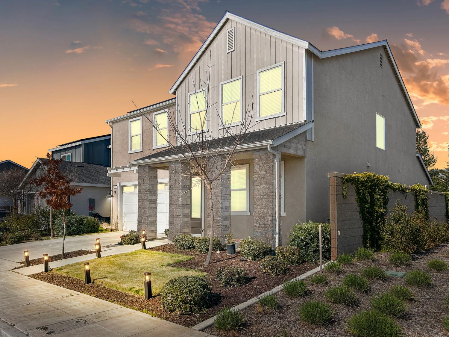 7008 W Whitman Ave, Fresno, CA 93723