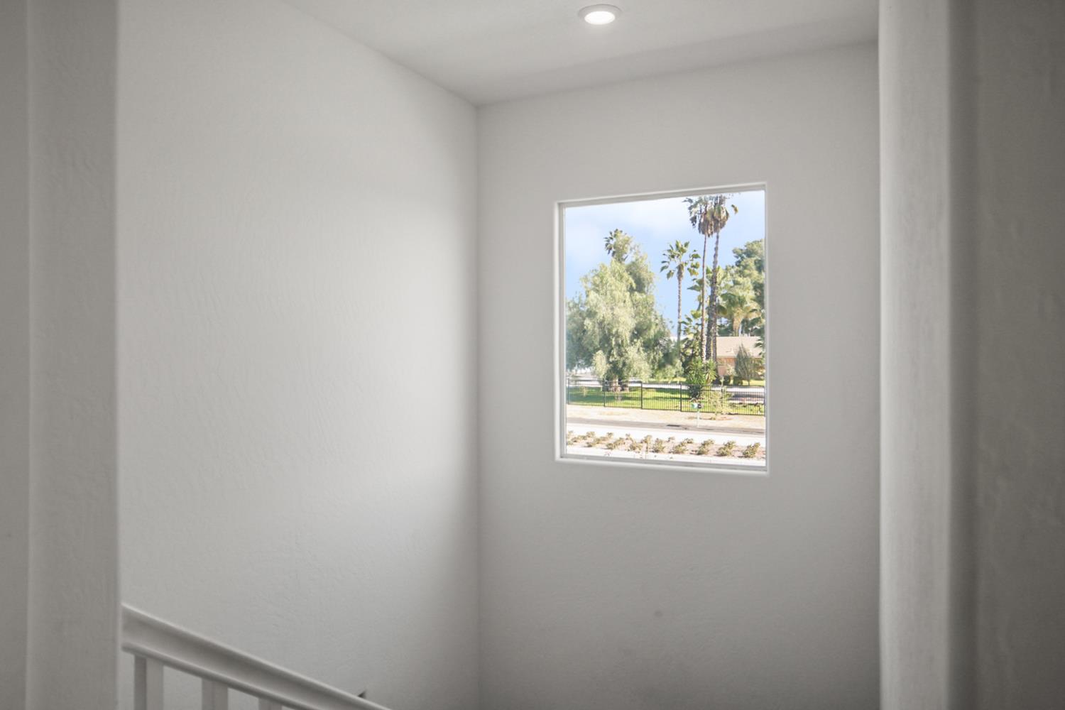 7008 W Whitman Ave, Fresno, CA 93723