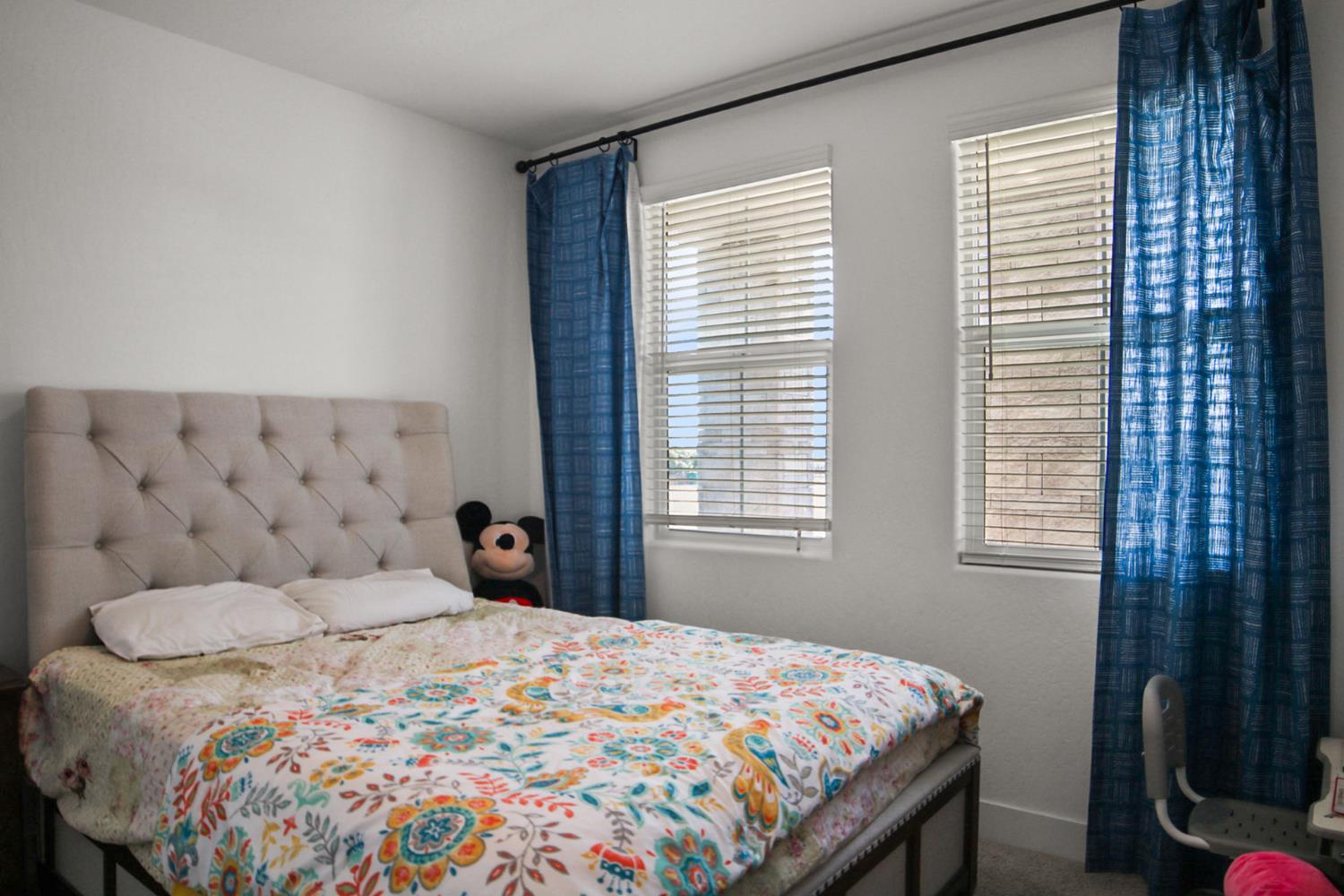 7008 W Whitman Ave, Fresno, CA 93723