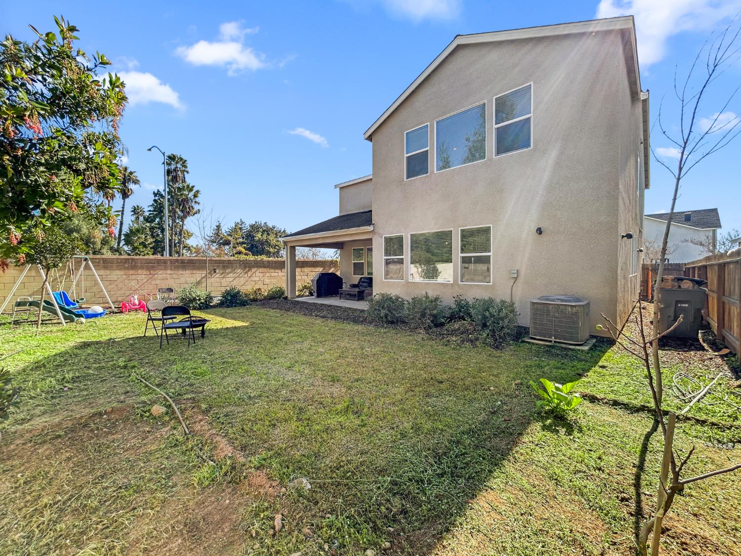 7008 W Whitman Ave, Fresno, CA 93723