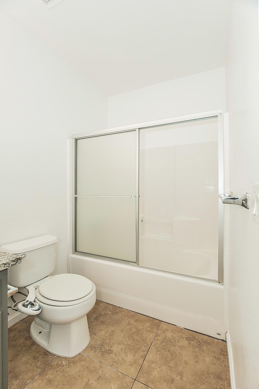 3770 W Princeton Ave, Fresno, CA 93722