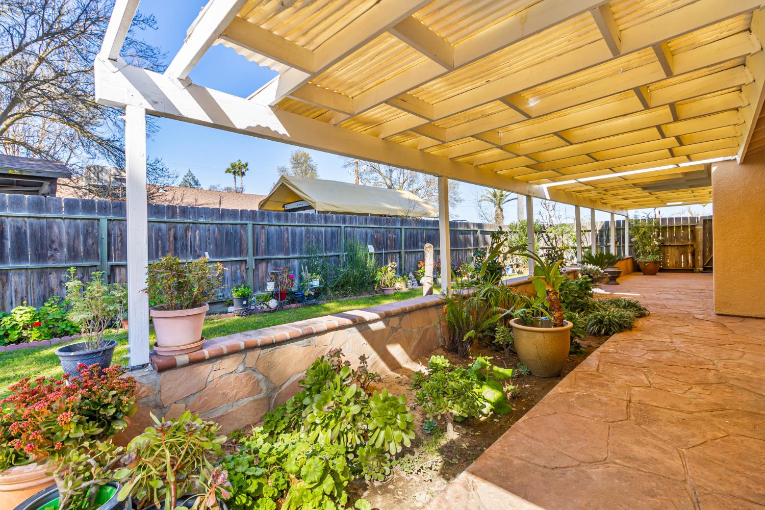 15481 W Middleton Ave, Kerman, CA 93630