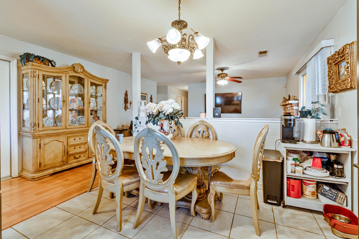 15481 W Middleton Ave, Kerman, CA 93630