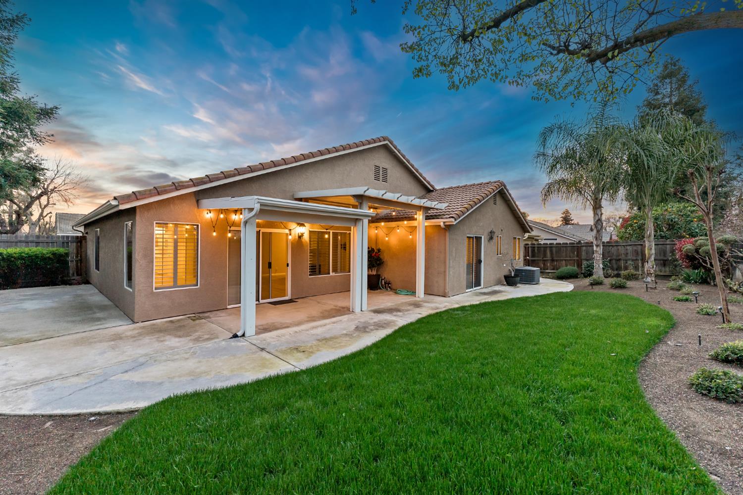 2168 E Powers Ave, Fresno, CA 93720