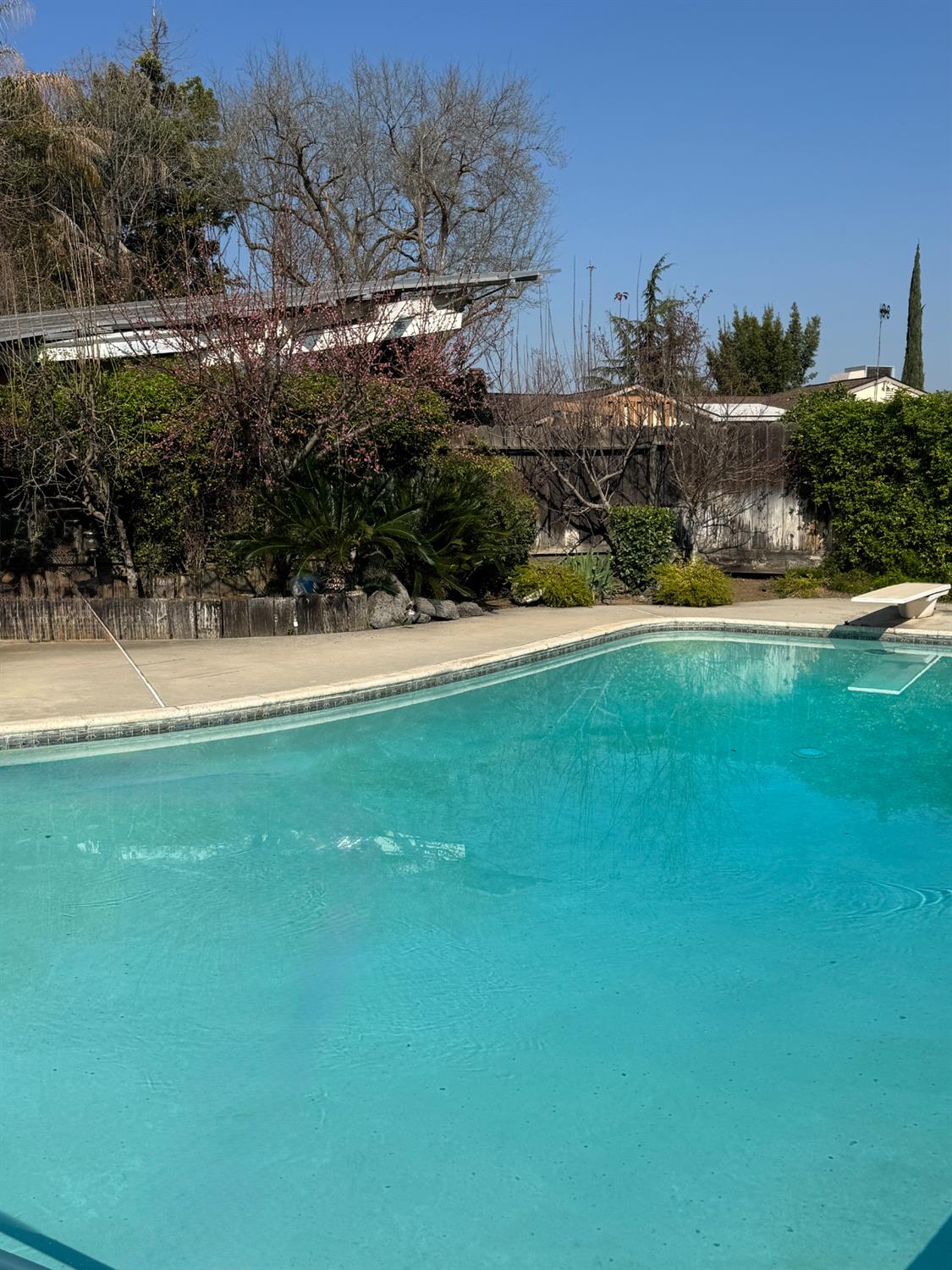 1555 Pico Ave, Clovis, CA 93611