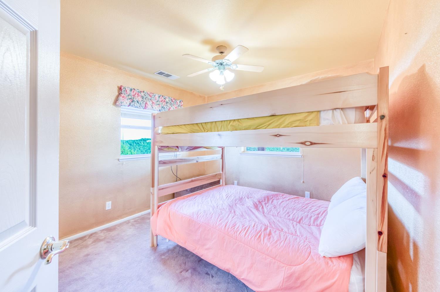 50806 Bramble Ln, Yokuts Valley, CA 93675