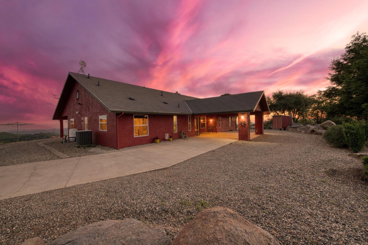 50806 Bramble Ln, Yokuts Valley, CA 93675