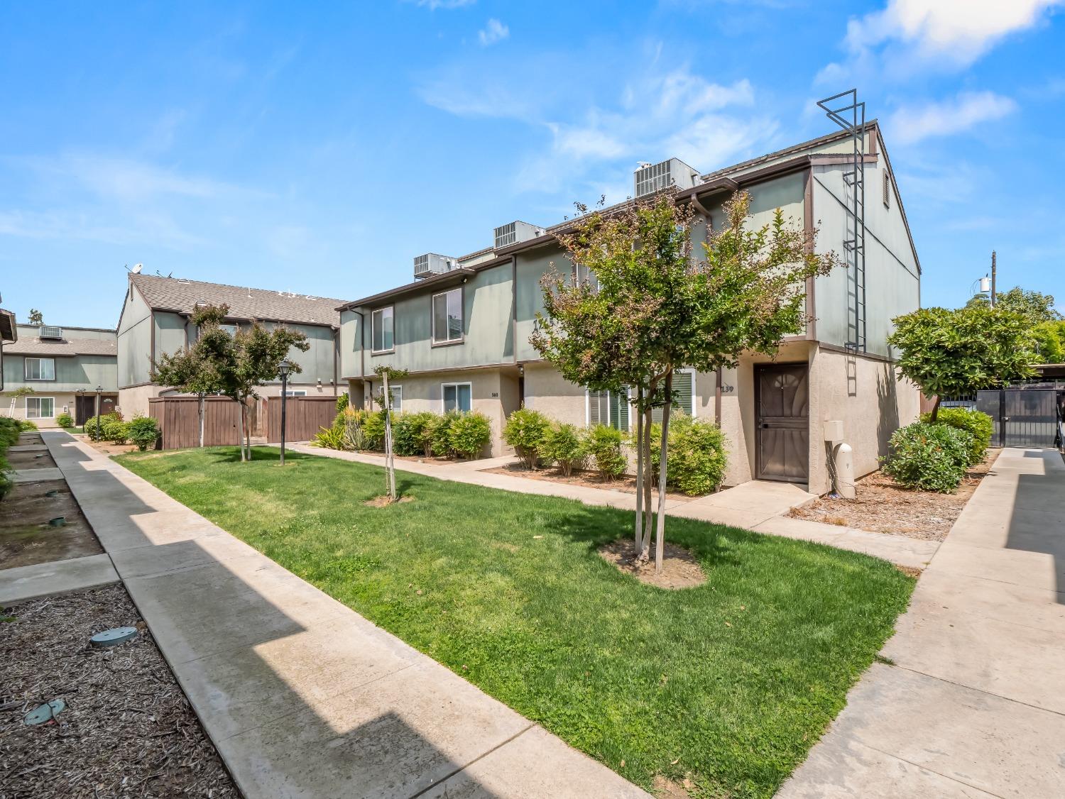 1745 N Winery Ave #140, Fresno, CA 93703