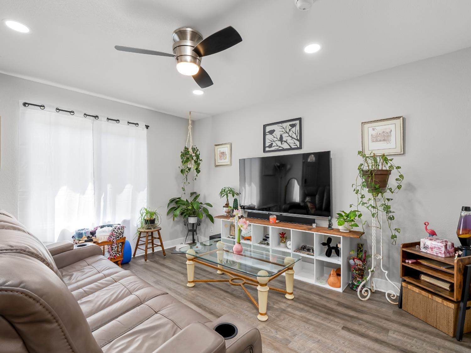 1745 N Winery Ave #140, Fresno, CA 93703