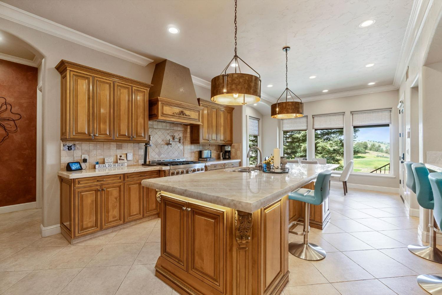 21788 Brighton Crest Dr, Friant, CA 93626