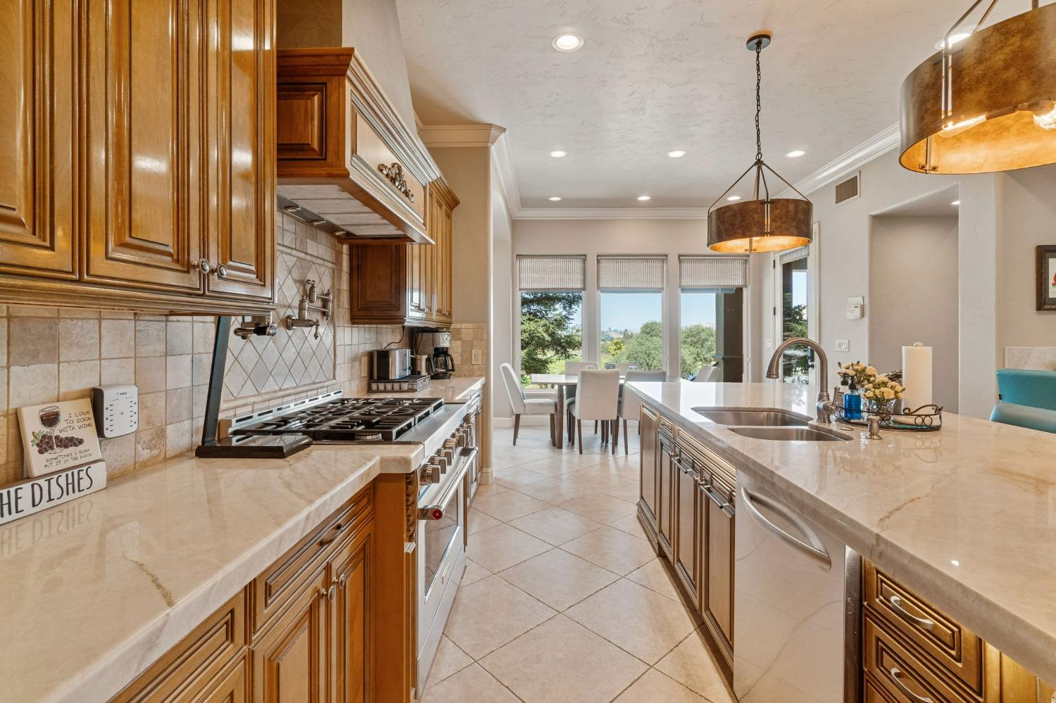 21788 Brighton Crest Dr, Friant, CA 93626