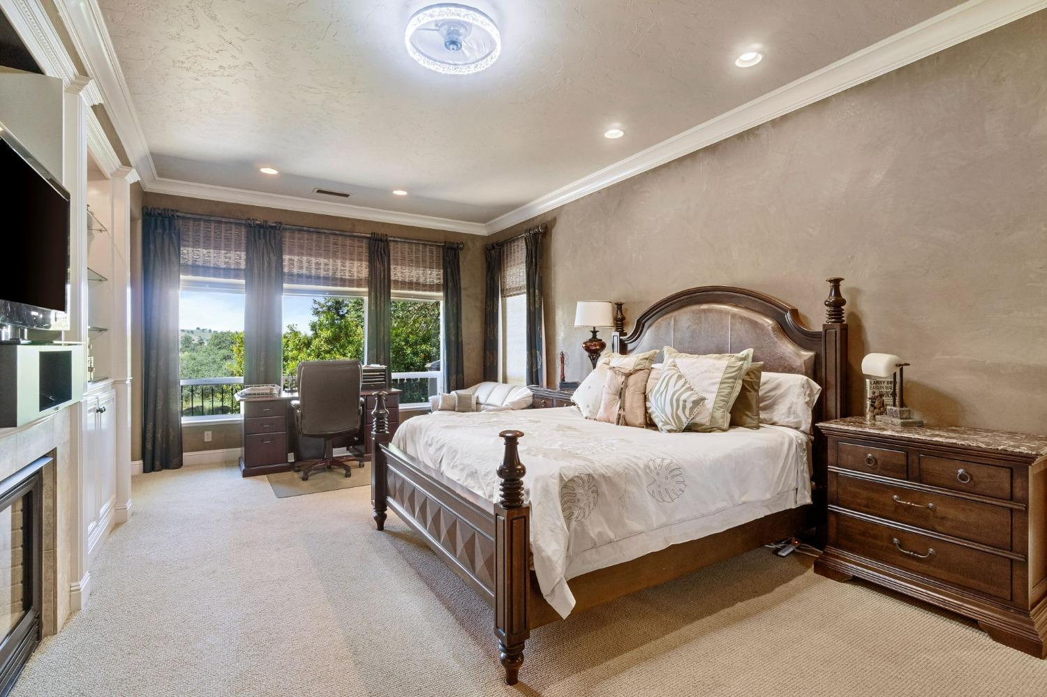 21788 Brighton Crest Dr, Friant, CA 93626