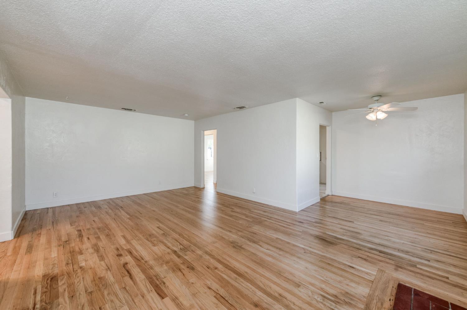 2977 E Harvard, Fresno, CA 93703