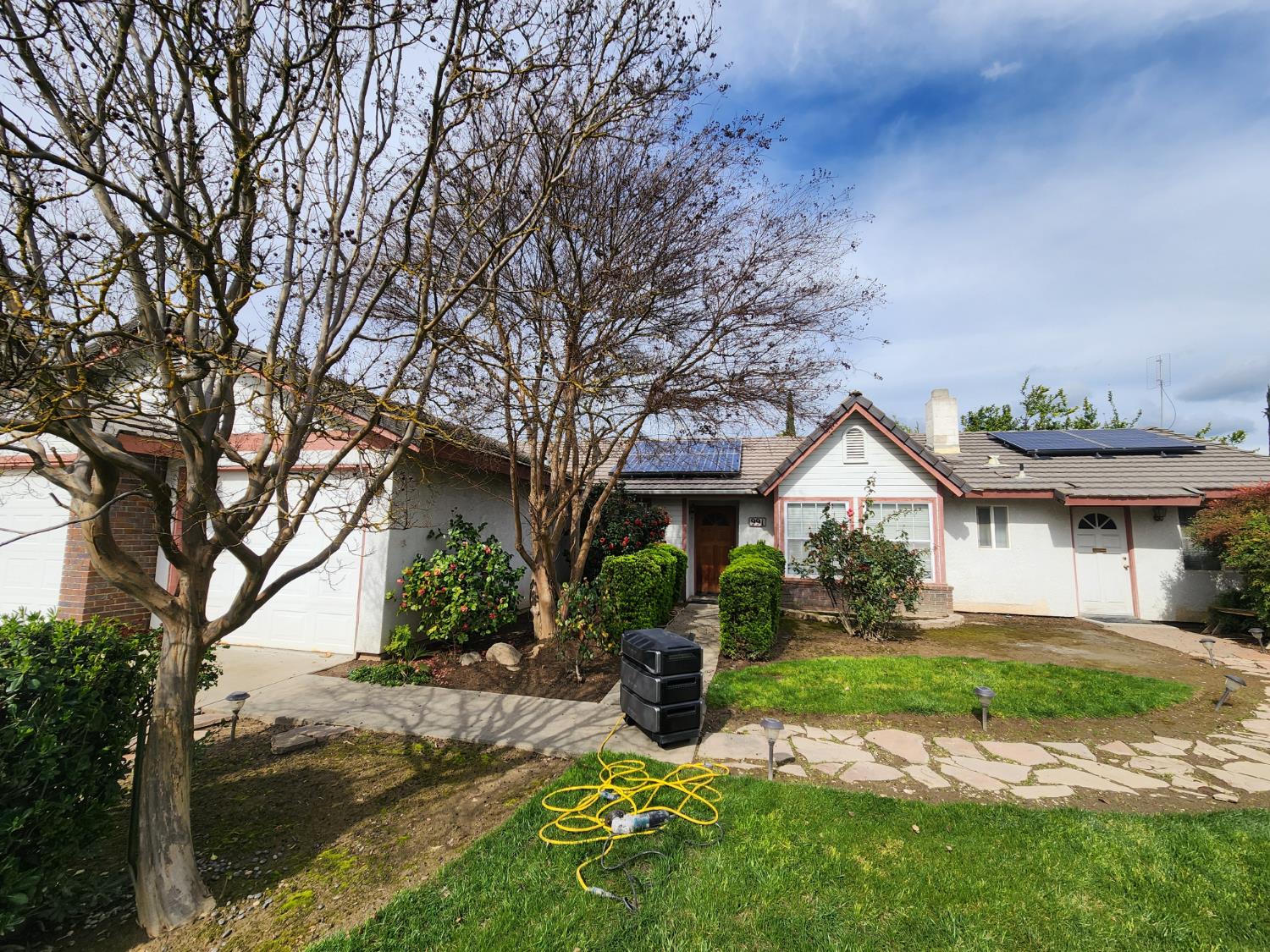 991 Baylor Ct, Madera, CA 93637