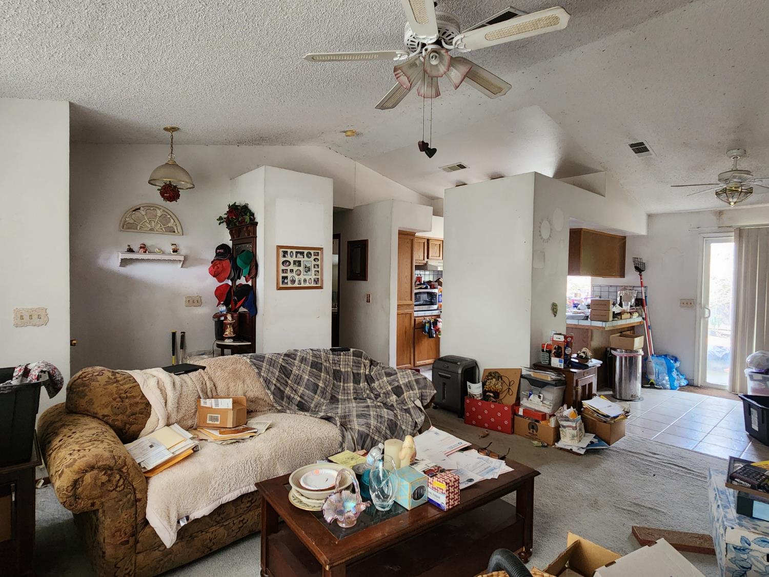 991 Baylor Ct, Madera, CA 93637