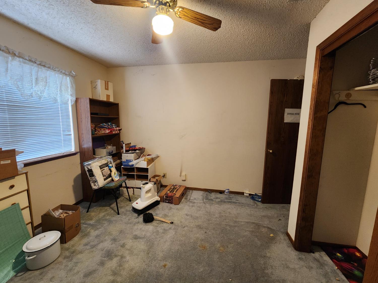 991 Baylor Ct, Madera, CA 93637