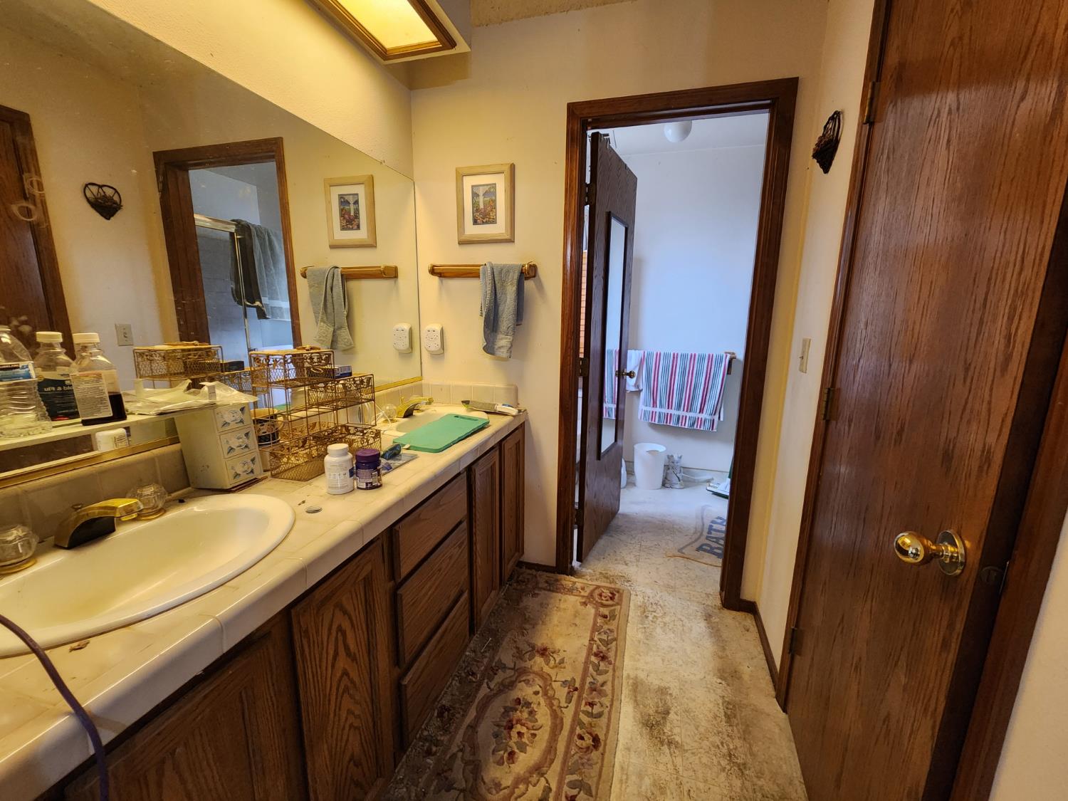 991 Baylor Ct, Madera, CA 93637