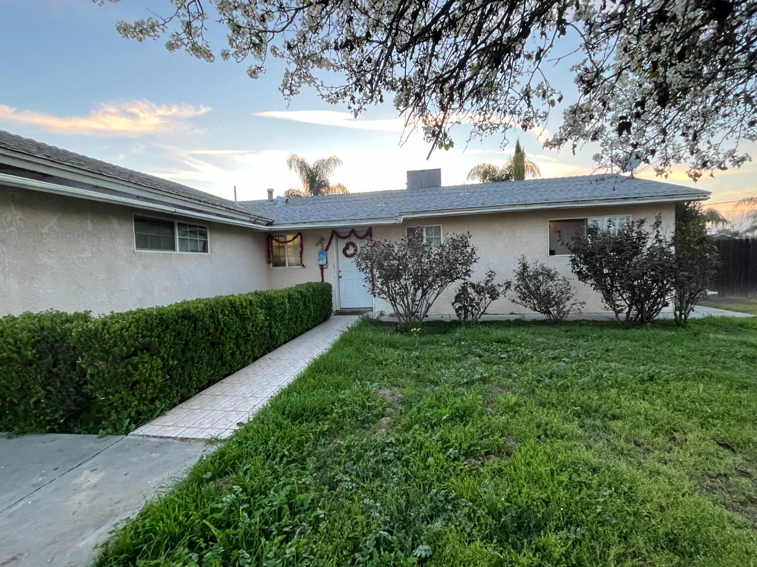 3767 Thompson Ave, Selma, CA 93662