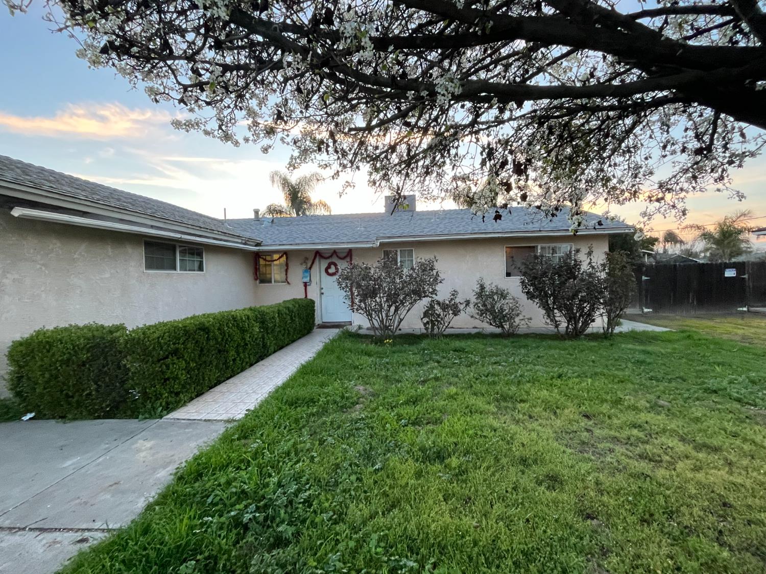 3767 Thompson Ave, Selma, CA 93662