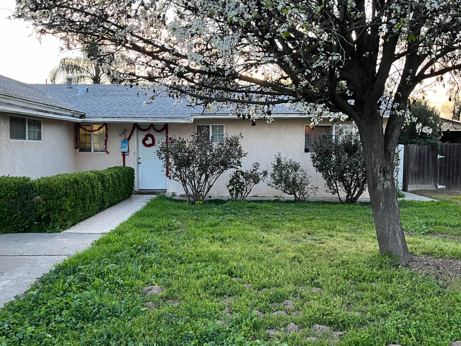 3767 Thompson Ave, Selma, CA 93662