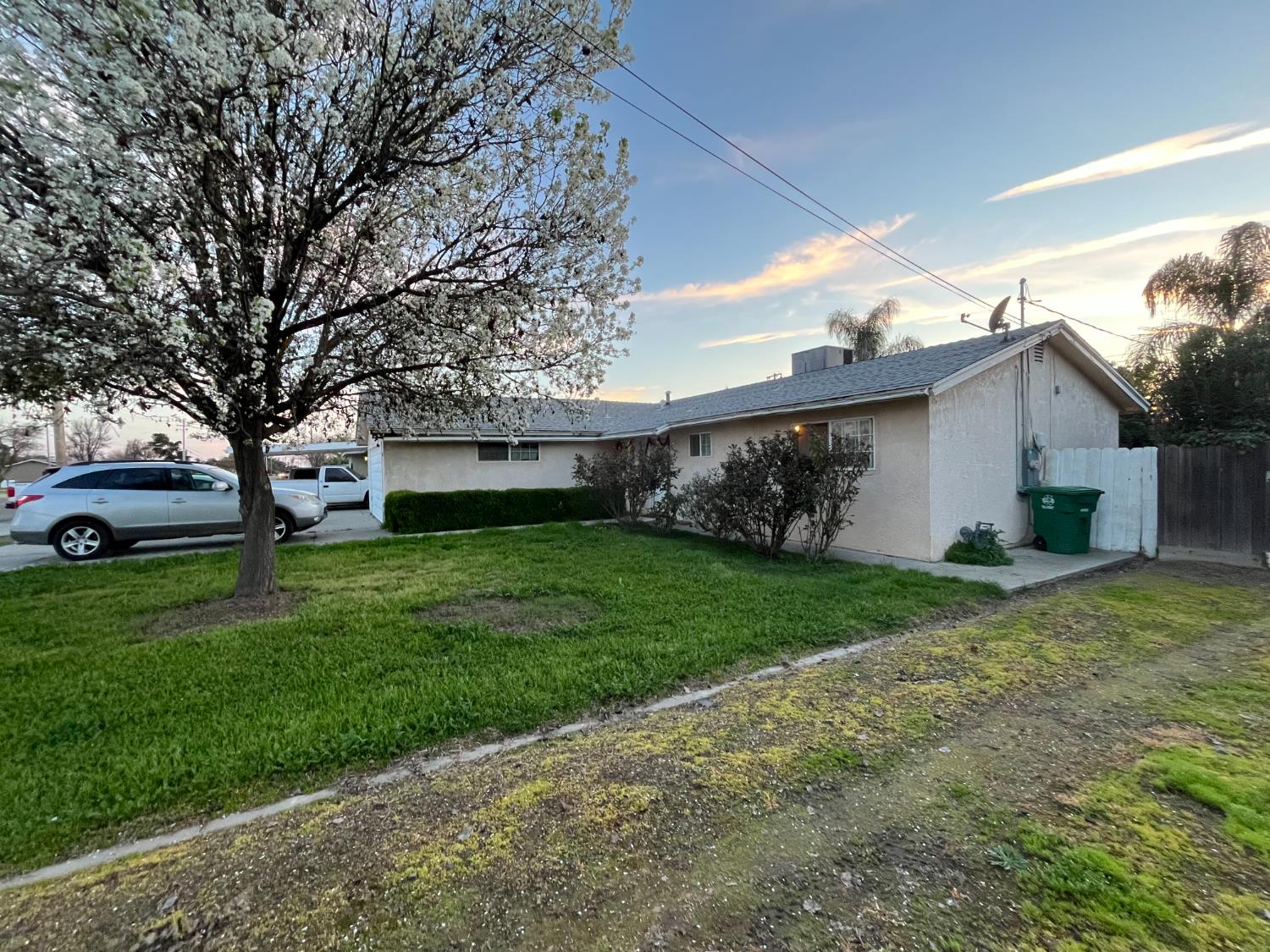 3767 Thompson Ave, Selma, CA 93662