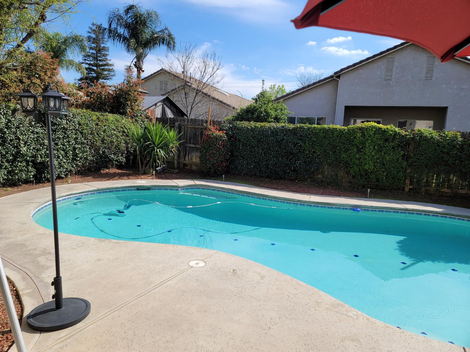 5758 E Belgravia Ave E, Fresno, CA 93727