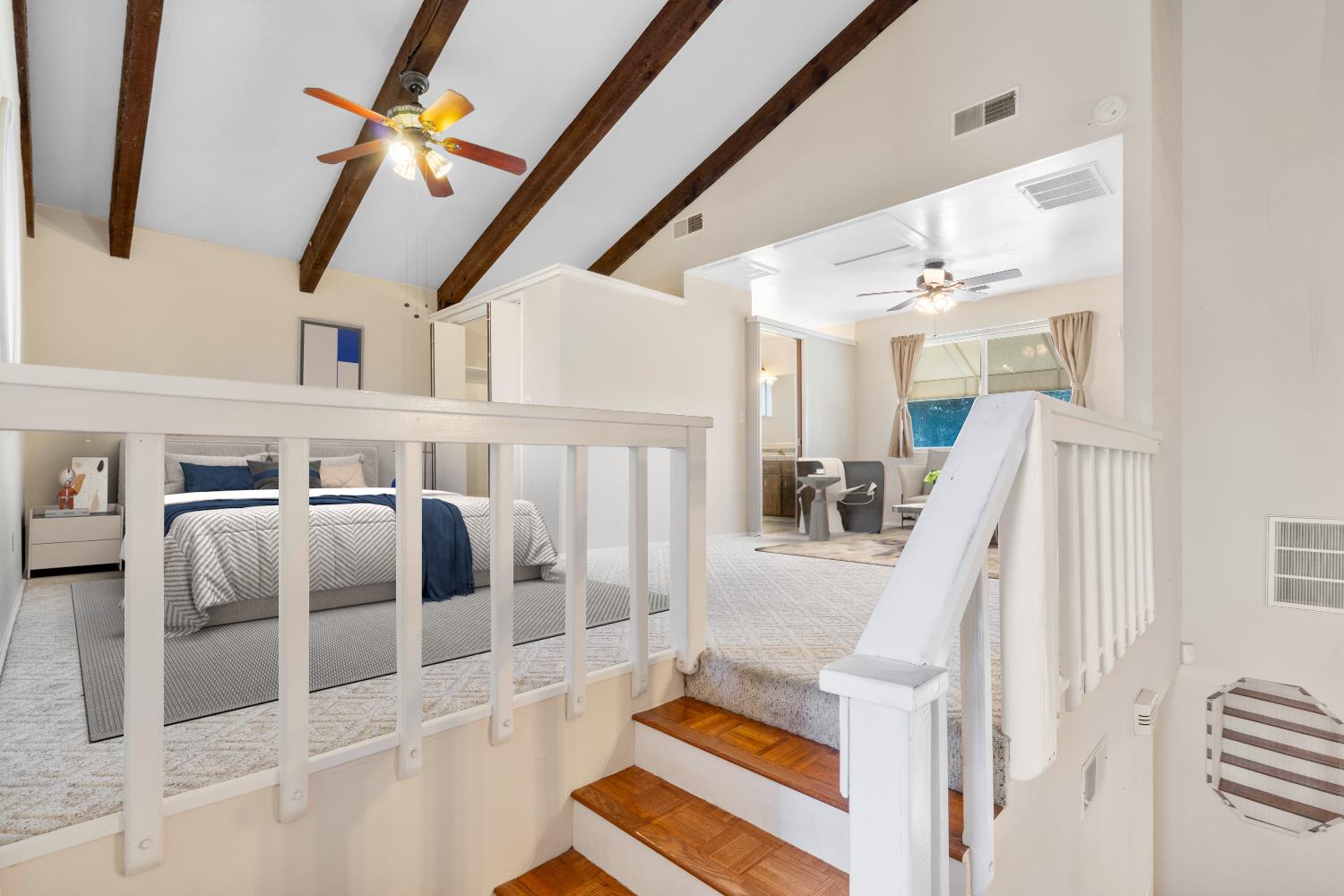 1015 E Paradise Ave, Visalia, CA 93592