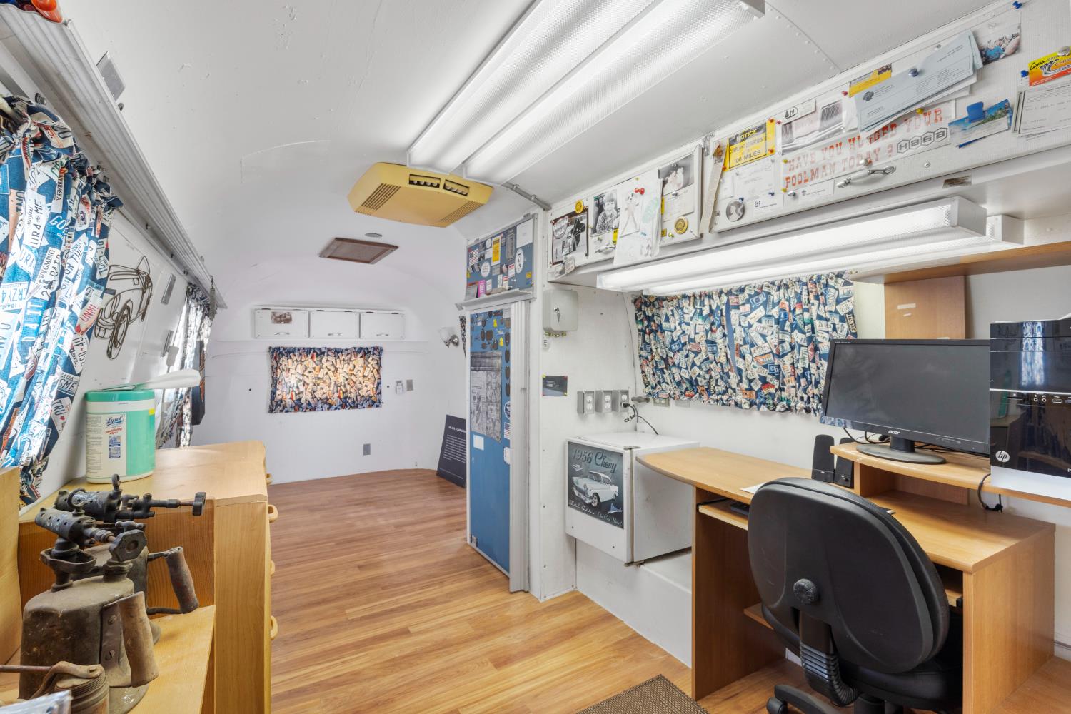 1015 E Paradise Ave, Visalia, CA 93592